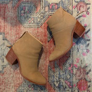 Nisolo "Dari" Boots in Wheat Suede (leather) Size 7.5